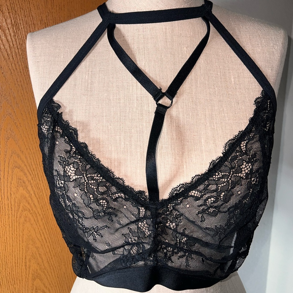 Torrid size 2 .🌺🍀🌺 - Picture 4 of 6